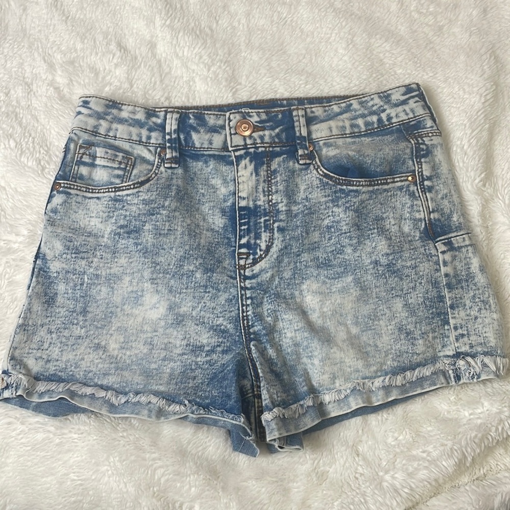 NOBO High Rise Jean Shorts‎